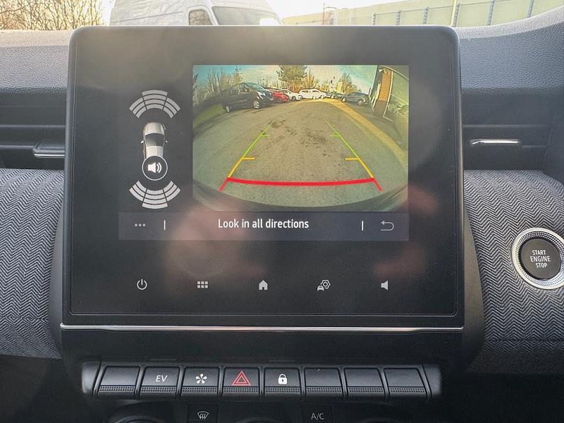 2024 74 Renault Clio 1.6 E-tech Full Hybrid 145 Techno 5dr Auto Hybrid Petrol Automatic In Diamond Black