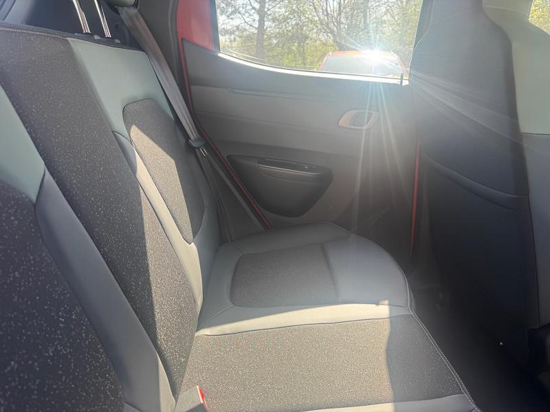 2024 74 Dacia Spring 27kwh Extreme 65 48kw 5dr Auto Automatic In Brick Red