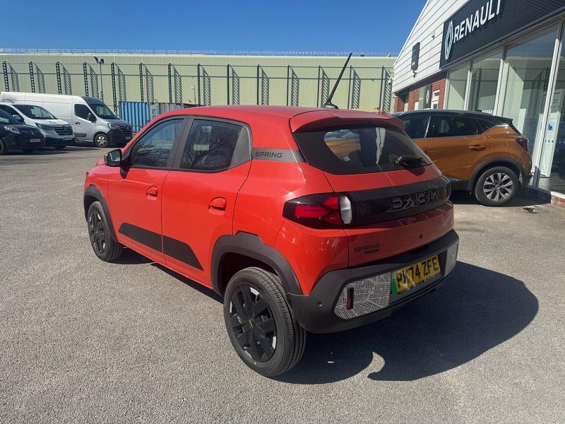 2024 74 Dacia Spring 27kwh Extreme 65 48kw 5dr Auto Automatic In Brick Red