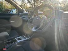 2025 75 Dacia Bigster 1.8 Hybrid 155 Expression 5dr Auto Hybrid Petrol Automatic In Glacier White