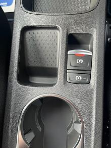 2025 75 Renault Captur 1.8 E-tech Full Hybrid 160 Esprit Alpine 5dr Auto Hybrid Petrol Automatic In Arctic White / Black Roof