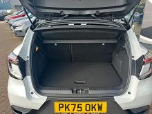 2025 75 Renault Captur 1.8 E-tech Full Hybrid 160 Esprit Alpine 5dr Auto Hybrid Petrol Automatic In Arctic White / Black Roof