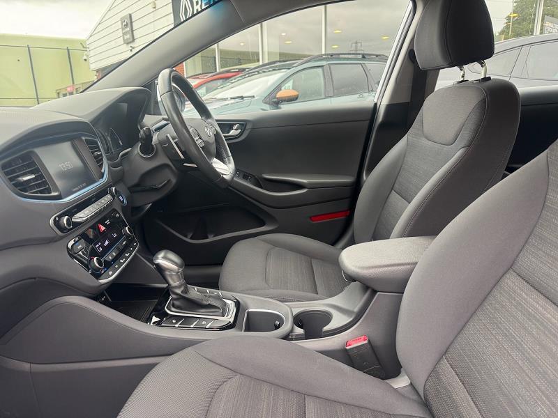 2019 19 Hyundai Ioniq 1.6 Gdi Hybrid Premium 5dr Dct Hybrid Electric Automatic In Silver