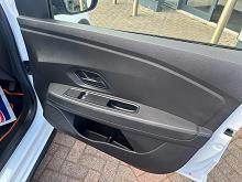 2022 22 Dacia Sandero Stepway 1.0 Tce Bi-fuel Essential 5dr Gas Bi Fuel Manual In White