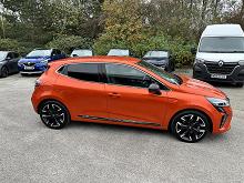 2024 24 Renault Clio 1.6 E-tech Full Hybrid 145 Techno 5dr Auto Hybrid Petrol Automatic In Valencia Orange