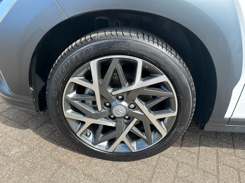 2023 23 Hyundai Kona 1.6 Gdi Hybrid Premium 5dr Dct Hybrid Electric Automatic In White