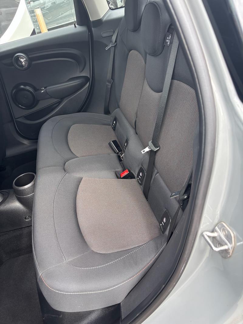 2023 23 Renault Captur 1.6 E-tech Full Hybrid 145 Engineered 5dr Auto Hybrid Electric Automatic In Arctic White With Black Roof